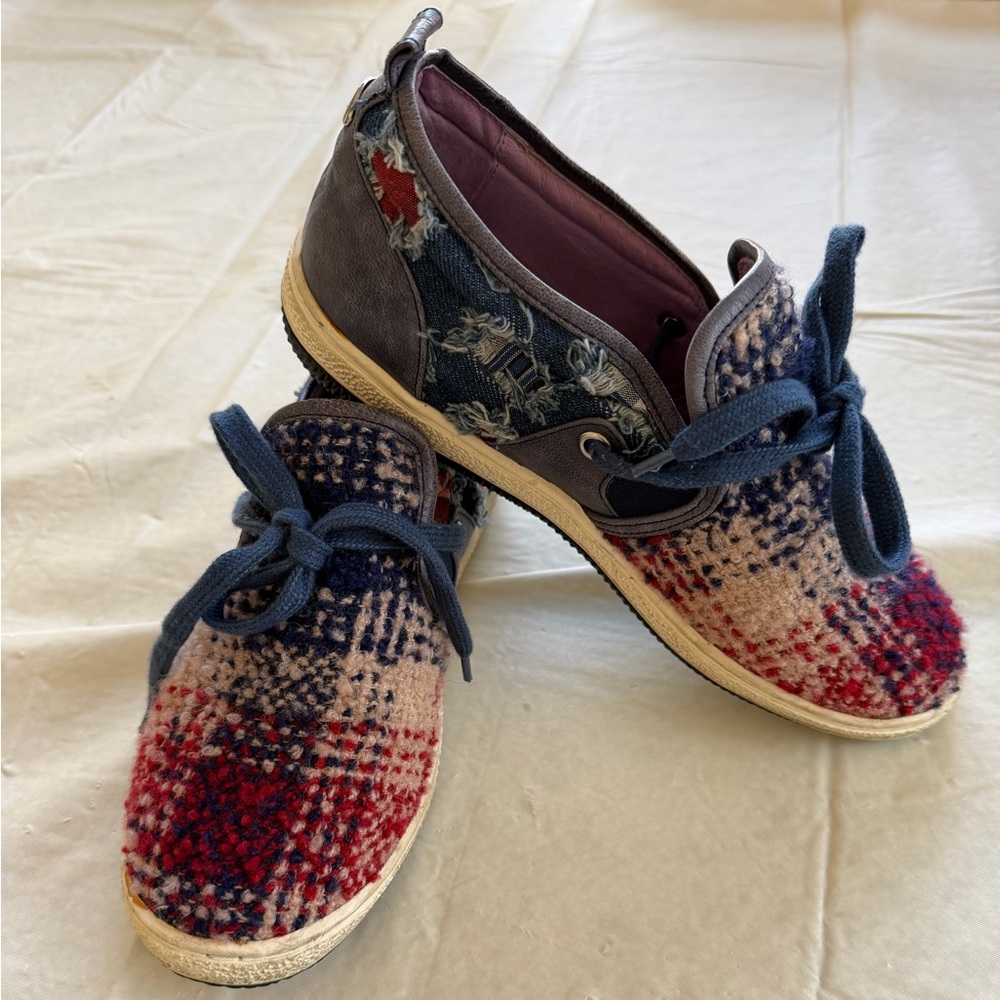 Yuna Yang Woven Plaid Lace-Up Women's Sneakers - Red, Navy, Cream 6.5